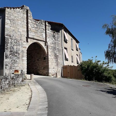 Maison De Vacances Chateaumur Exterior photo