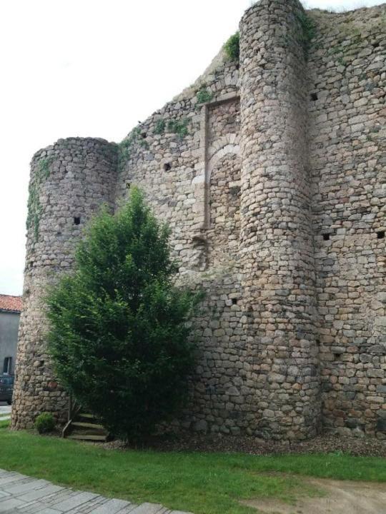 Maison De Vacances Chateaumur Exterior photo