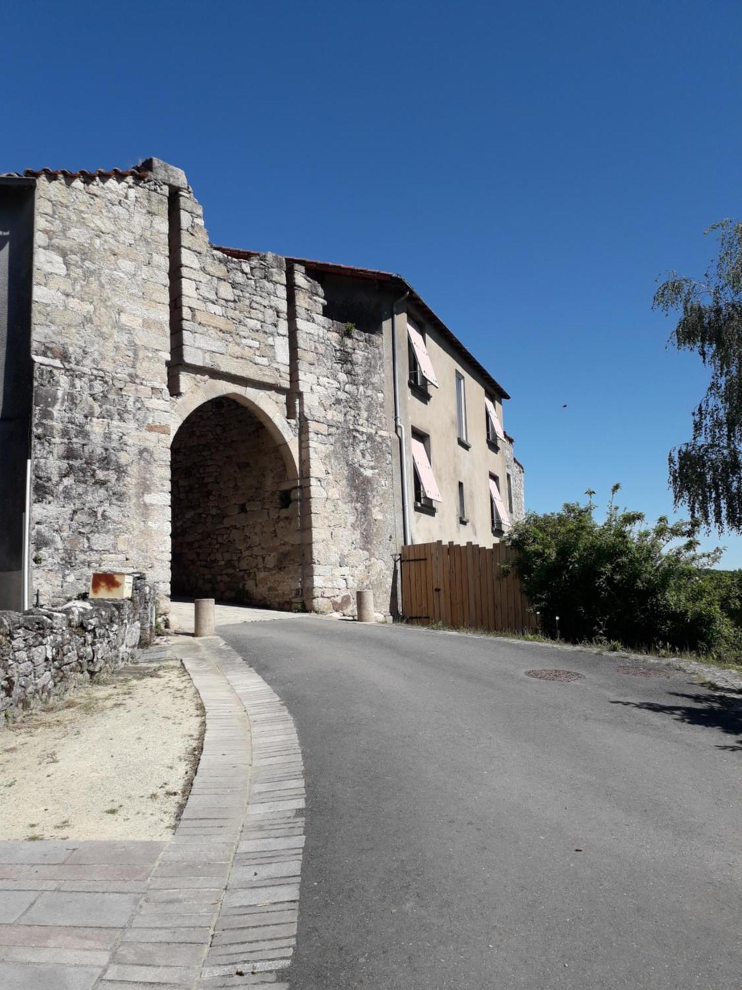 Maison De Vacances Chateaumur Exterior photo